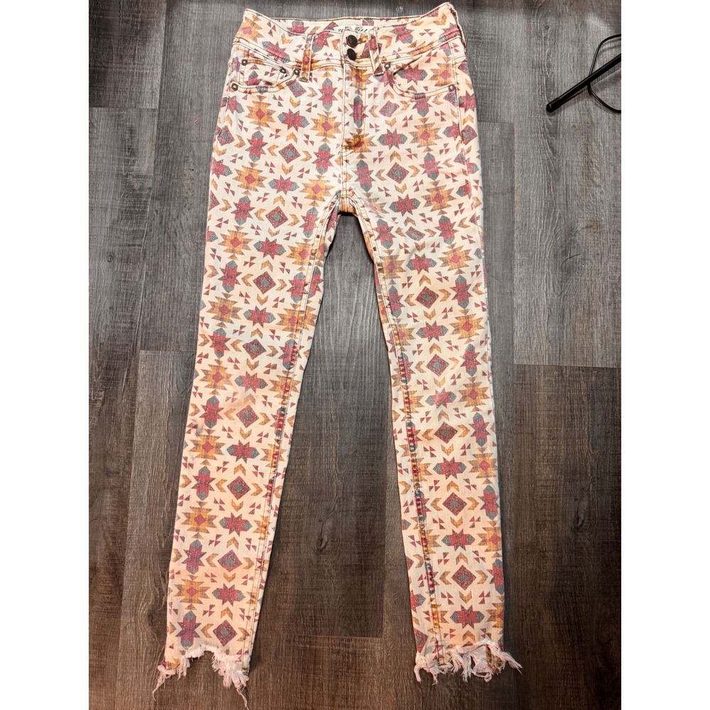 We The Free People Wild Child Southwestern‎ Print Skinny Jeans Raw Hem Size 25